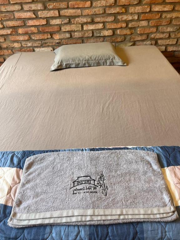 Postel nebo postele na pokoji v ubytování Út Quỳnh Homestay