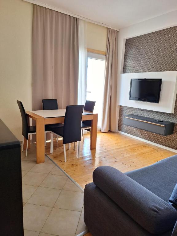 Fotografia z galérie ubytovania First row next to sea apartments with infinity jacuzzi v destinácii Mali Iž