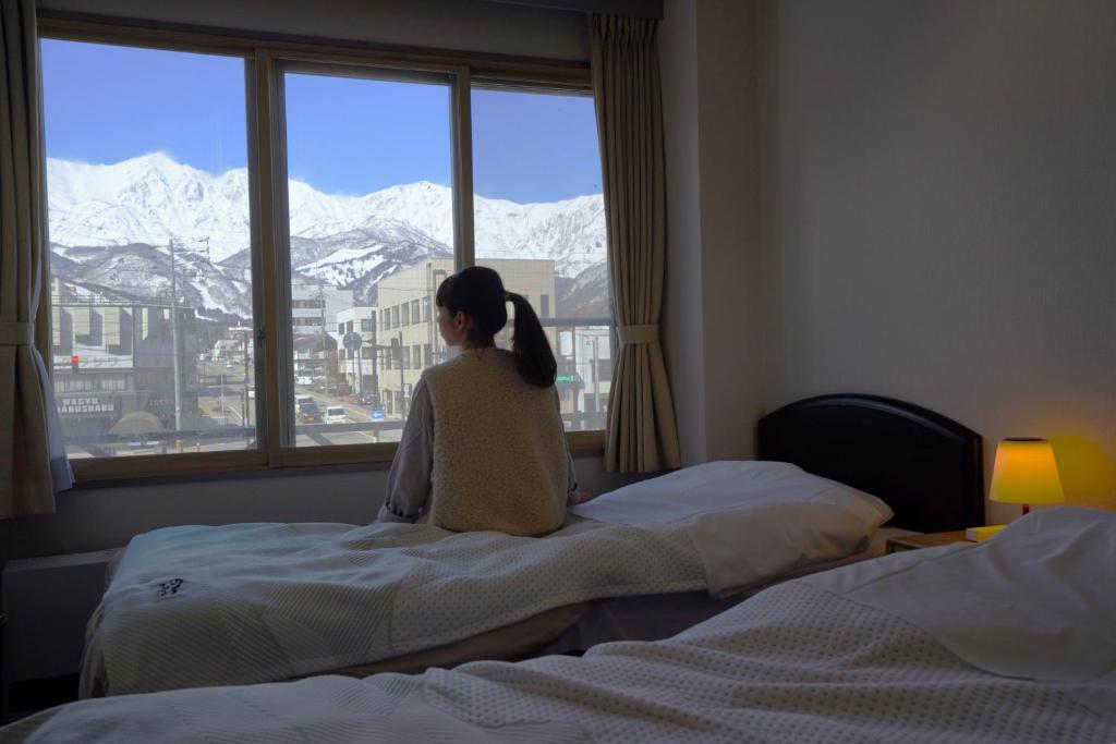 Nespecifikovaný výhled na hory nebo výhled na hory při pohledu z hotelu