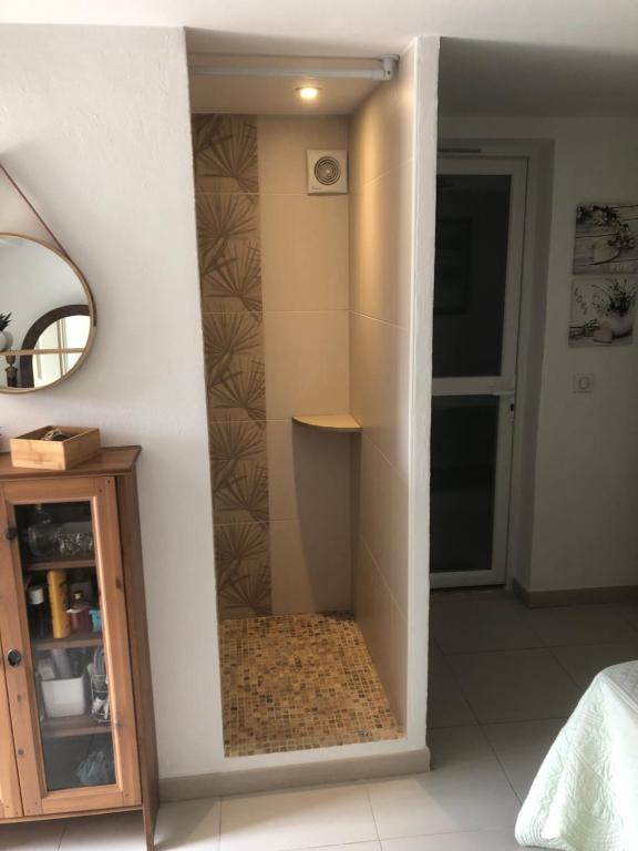 Fotografia z galérie ubytovania Appartement dans la colline v destinácii Belgentier