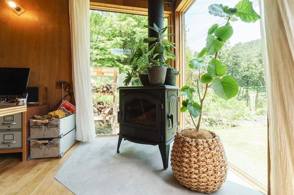 TV a/nebo společenská místnost v ubytování Mitake House ー青梅 御岳ハウスー