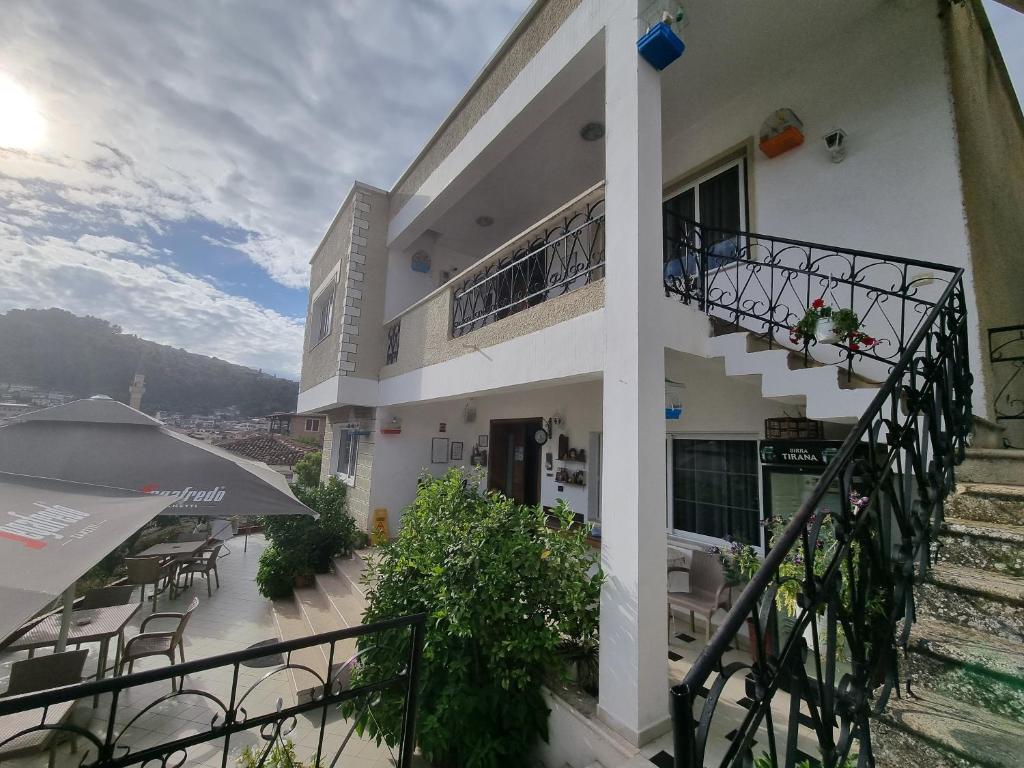 Een balkon of terras bij HOTEL VILA TWIX
