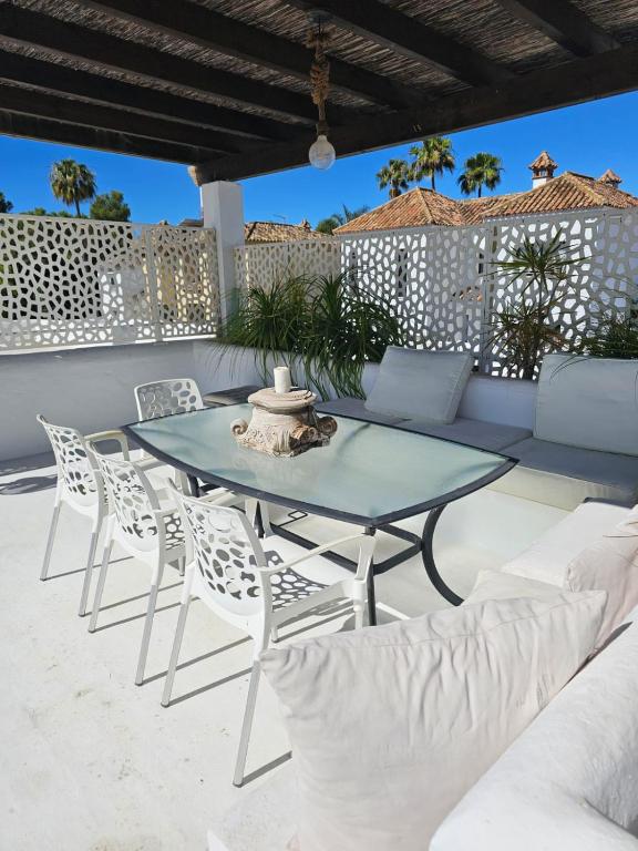 Posezení v ubytování Andalusian Delight Family Villa with 3 bedrooms with Amazing mountains Views