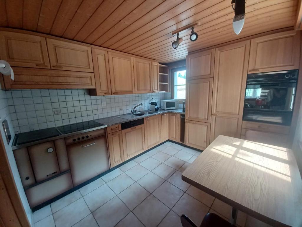 Kuchyň nebo kuchyňský kout v ubytování Wiesengrund