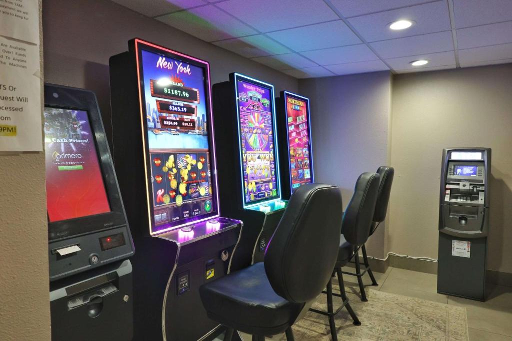 Country Inn & Suites by Radisson, Sparta, WI photo