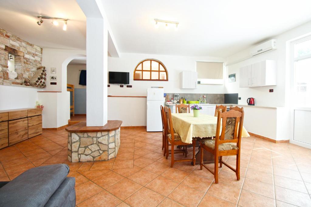 Kuchyň nebo kuchyňský kout v ubytování Apartments Otmar 1224