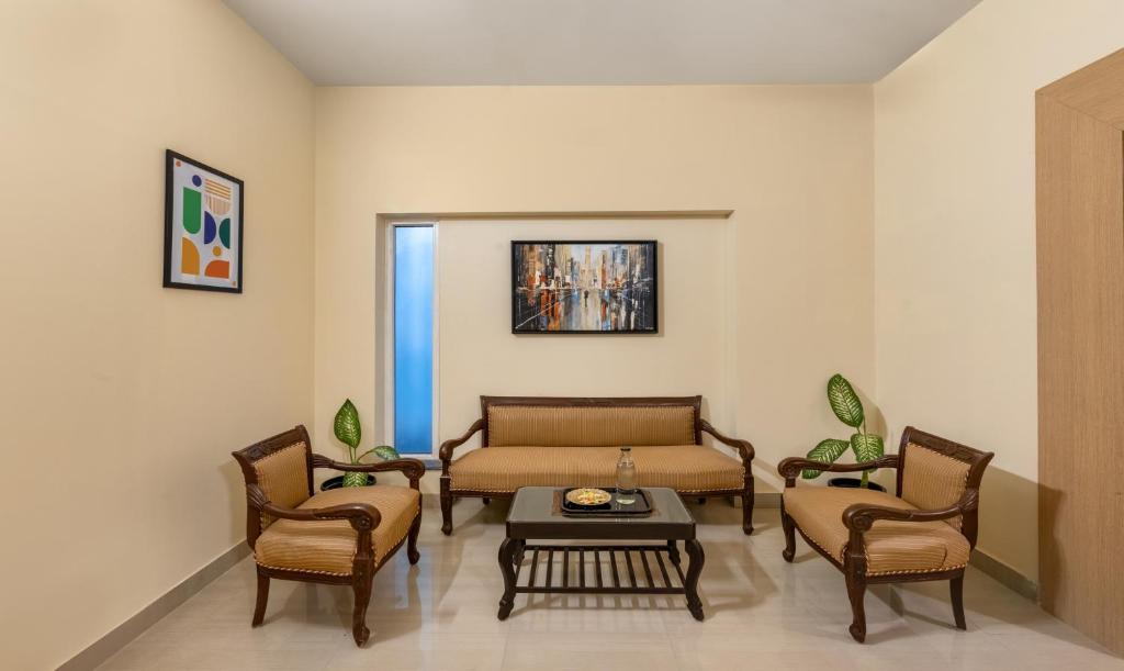 Posezení v ubytování Treebo Nestlay Rooms, Nungambakkam