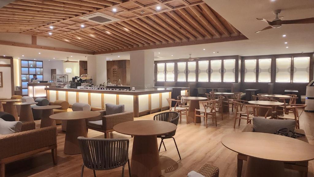 Ein Sitzbereich in der Unterkunft Hanok Hotel DAAM Seoul