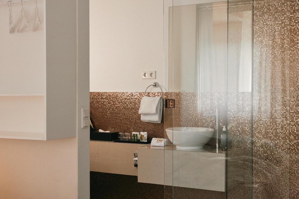 18Arts Hotel - Living in a Gallery! - Resim 31