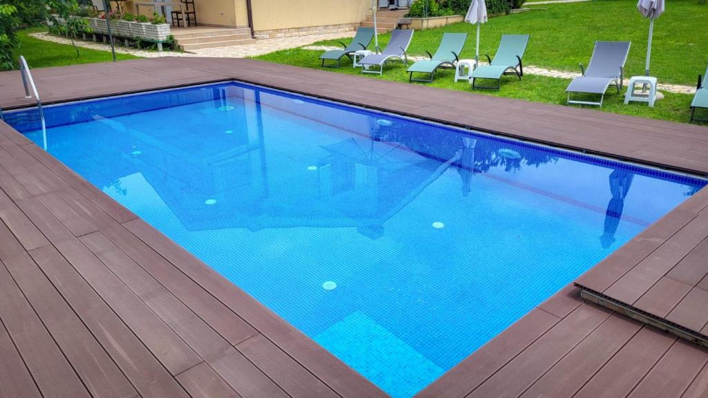 Bazén v ubytování Villa, pool and relax for 12 persons nebo v jeho okolí
