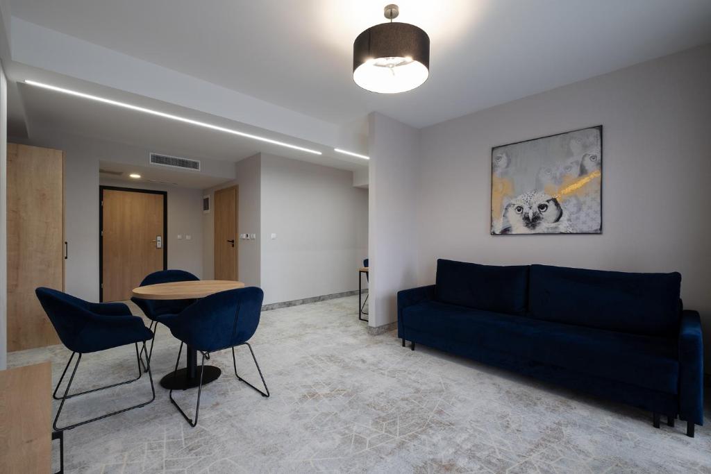 Hotel Jarzębata - Triple Habitación Con Balcón