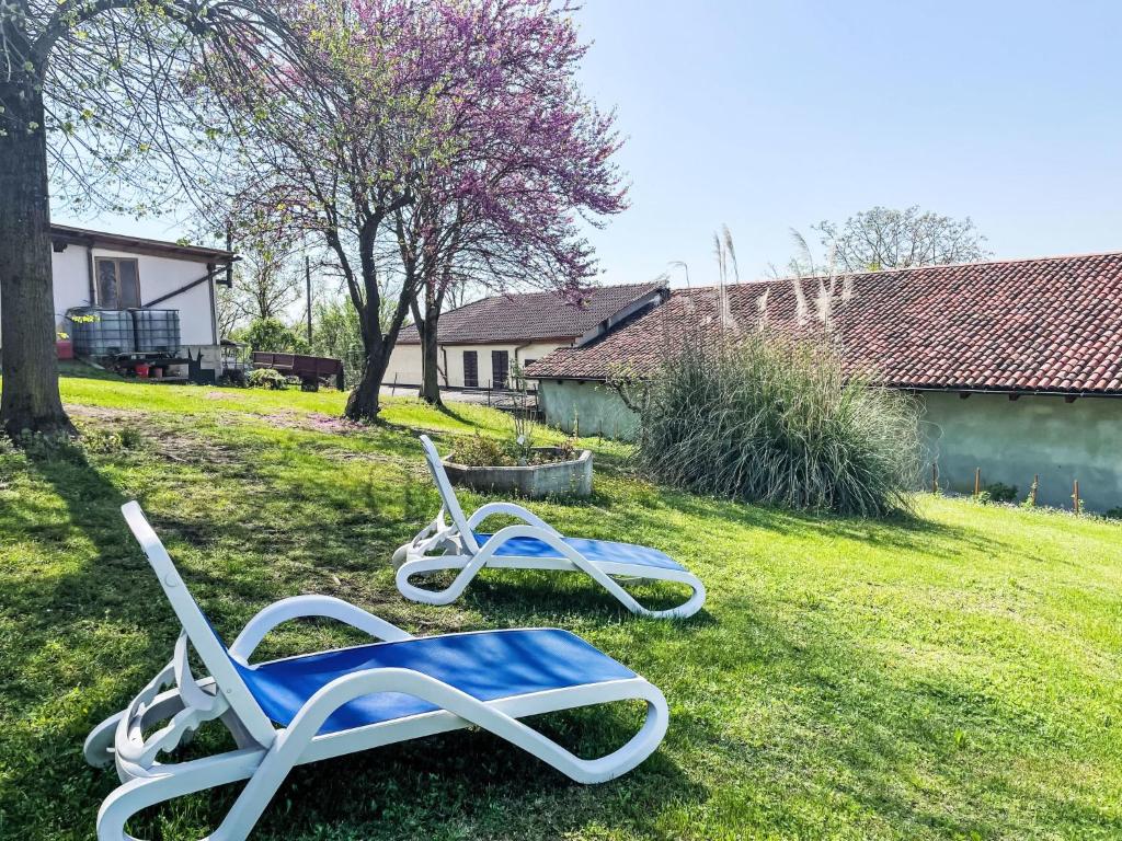 Vonkajšia záhrada v ubytovaní Holiday Home Il Cavaliere by Interhome
