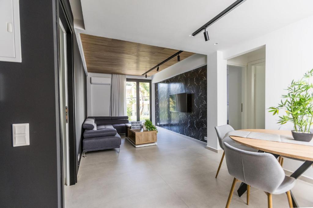 Varkiza Luxury Suites by Raise photo