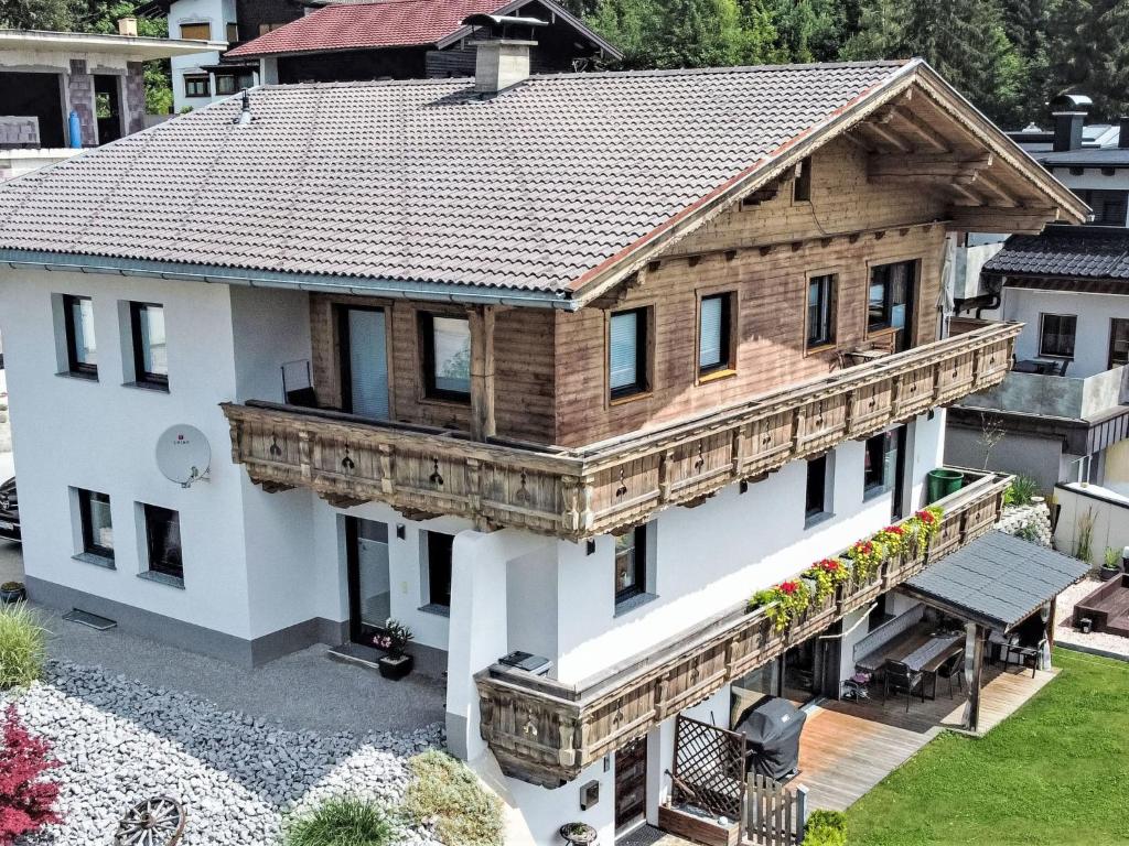 Budova, v ktorej sa apartmán nachádza