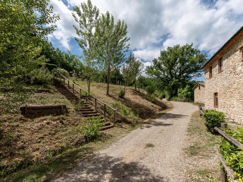 A garden outside Holiday Home Il Forno by Interhome