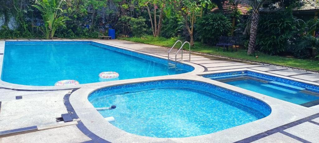 Bazén v ubytování Park Inn Beach Resort nebo v jeho okolí