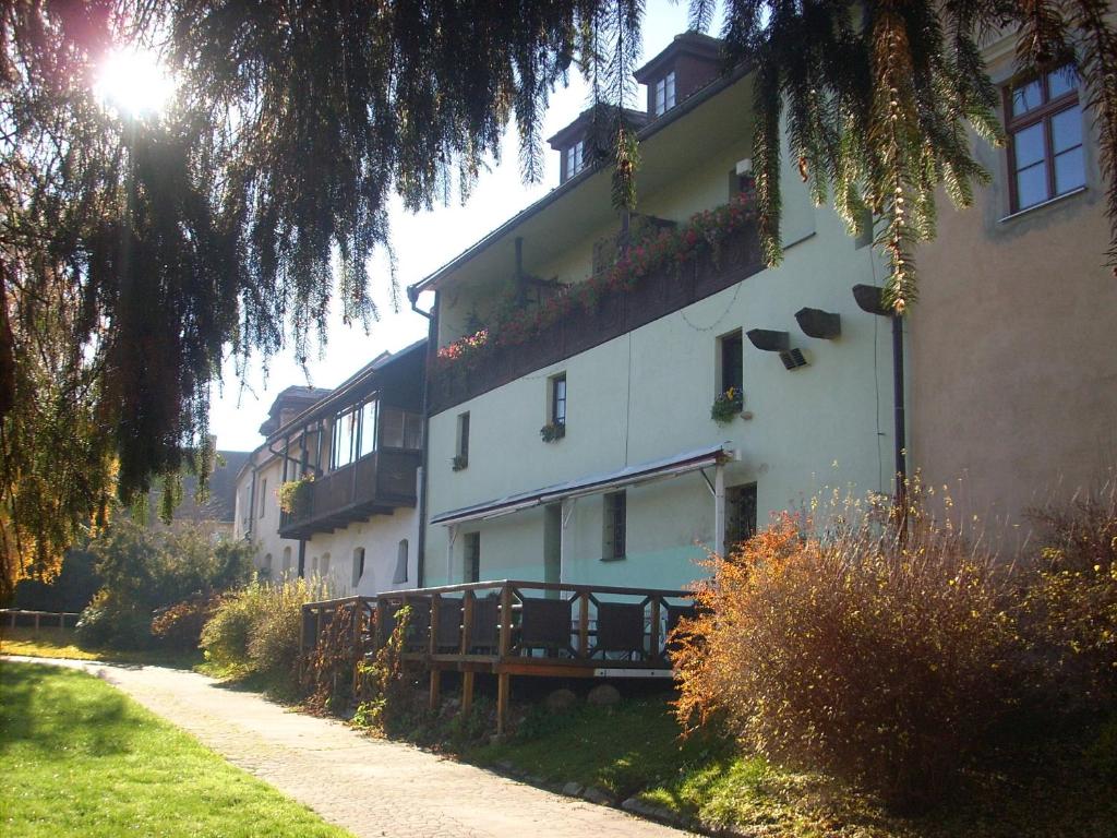 Budova, kde se hotel nachází