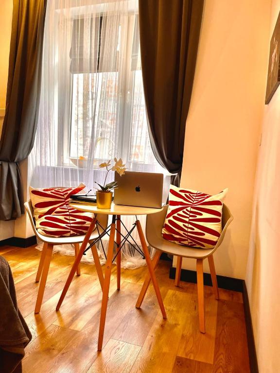 Posedenie v ubytovaní Amazing 1 room Condo Warszawa Center, Sauna (OS)