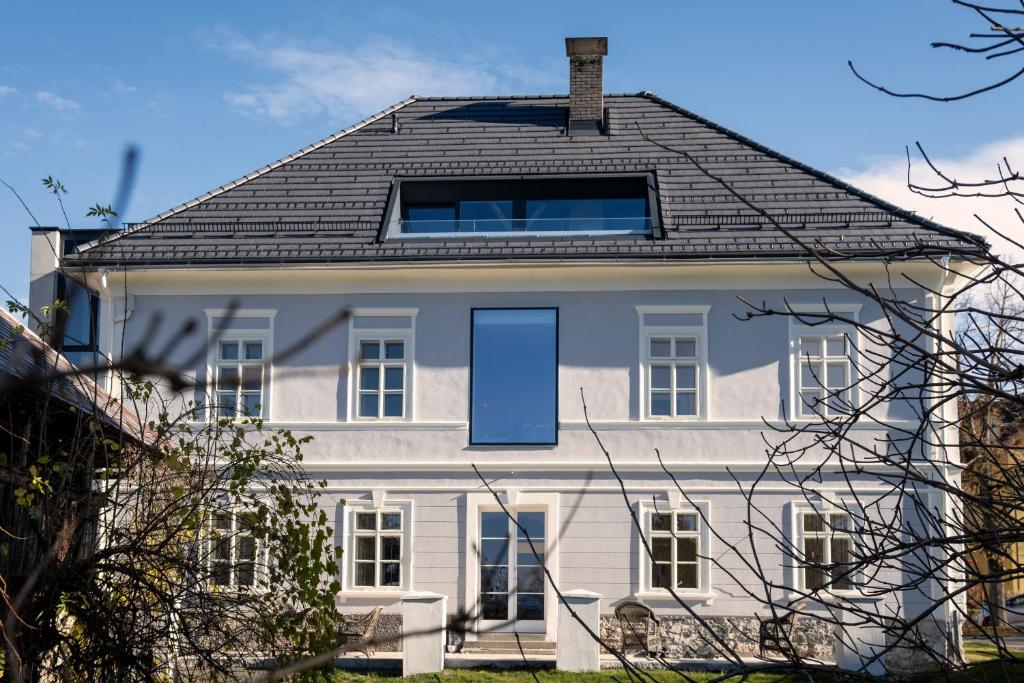 The building in which Az apartmant is located
