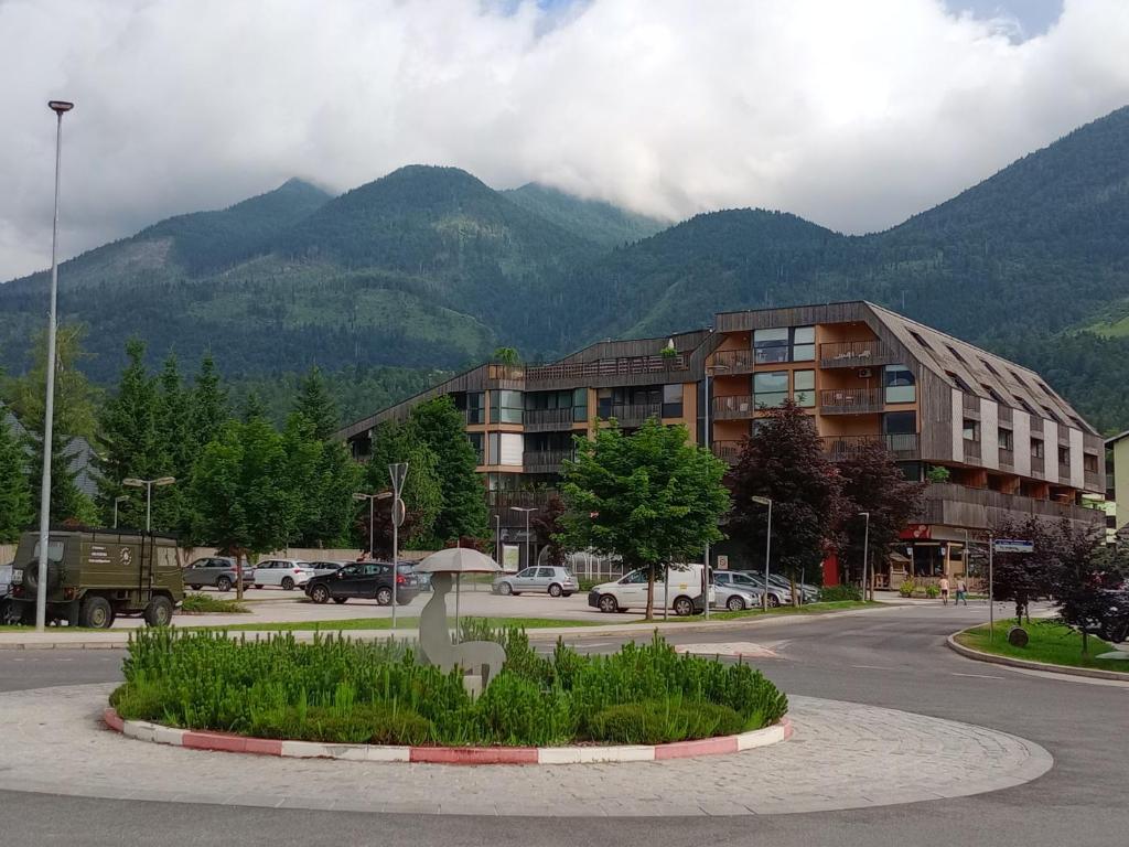 En generel udsigt til bjerge eller udsigt til bjerge taget fra lejligheden