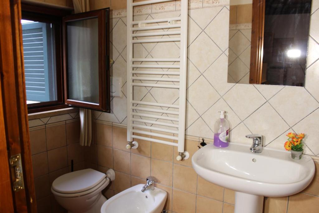 Agriturismo Incantesimo del Lago Salto - Apartamento De Una Habitación