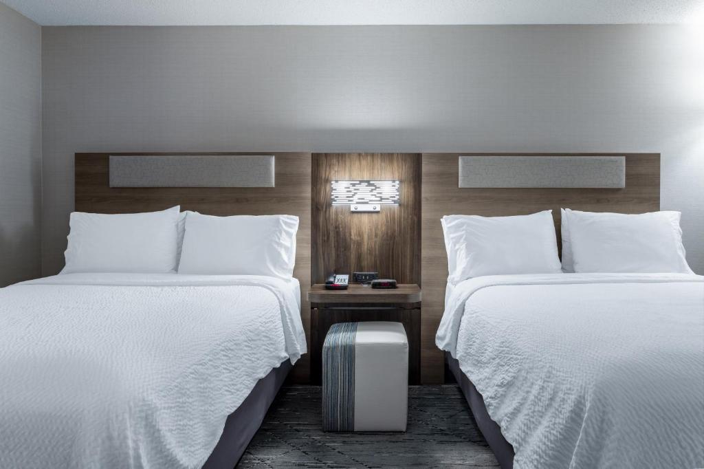 Holiday Inn Express Hotel & Suites-St. Paul by IHG - Error