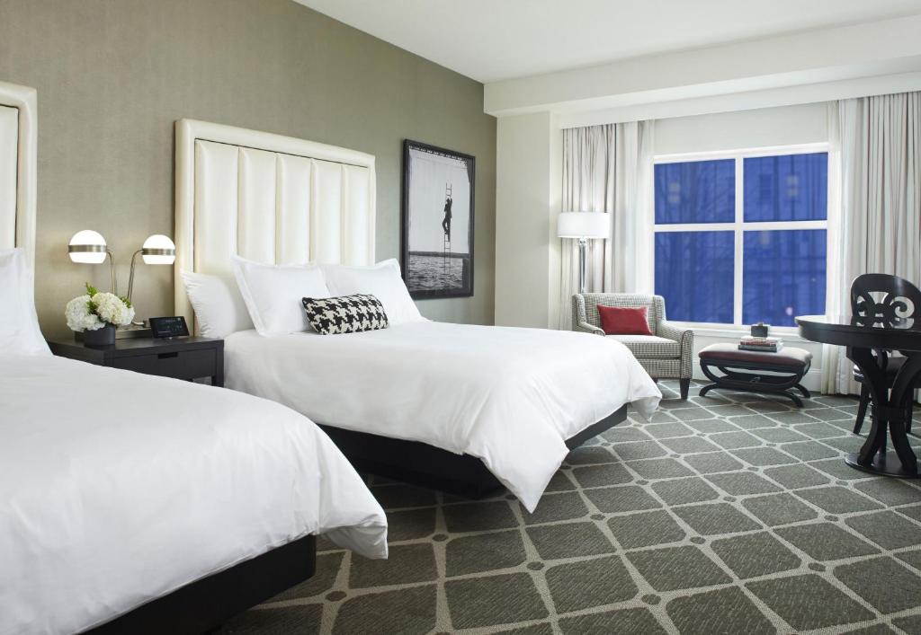 Hotel Commonwealth photo