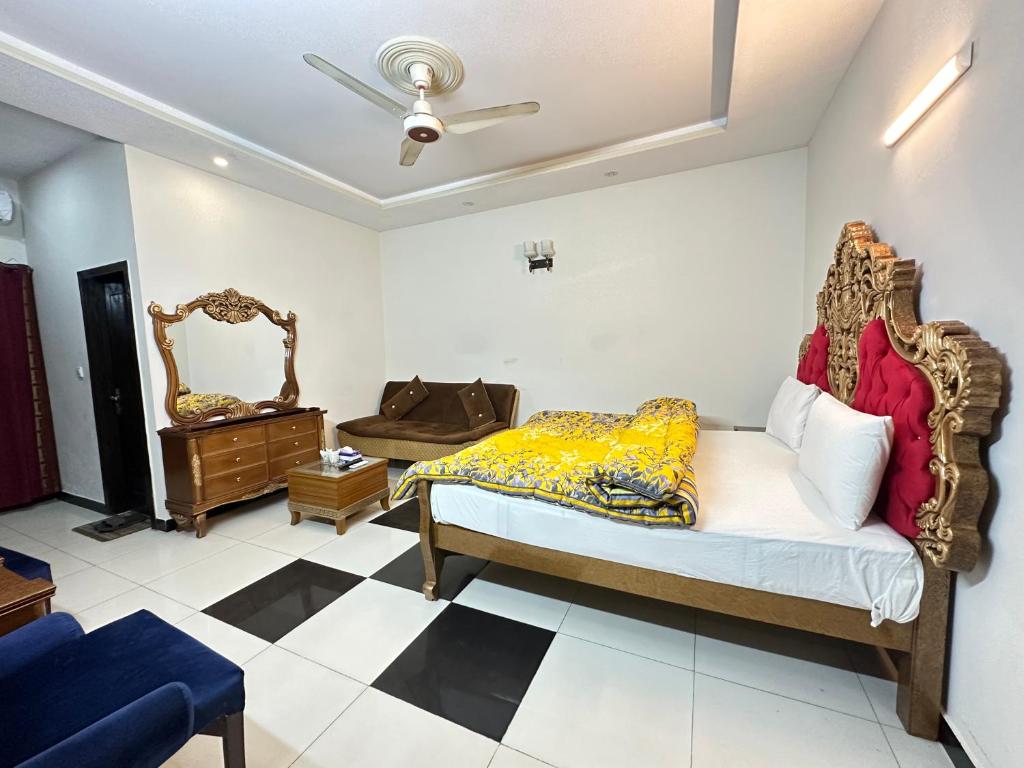Islamabad Guest House - Deluxe Double Room