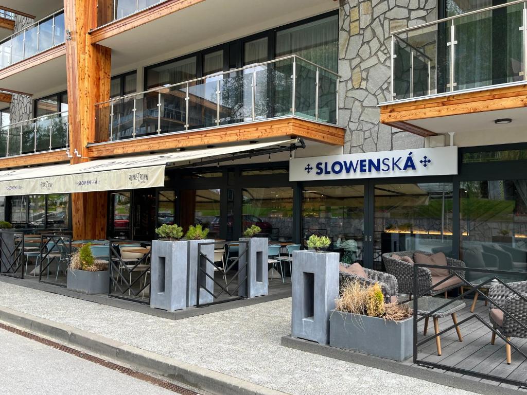 Restaurace v ubytování Hotelový apartmán ALFRED C406