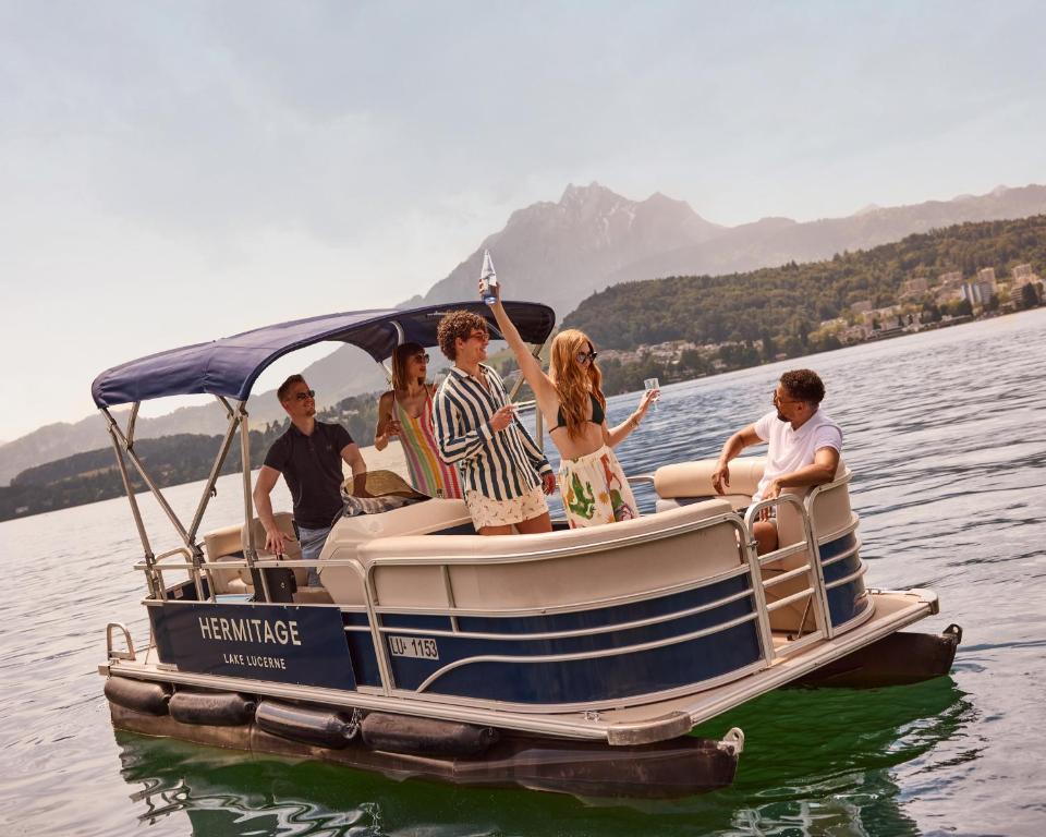 HERMITAGE Lake Lucerne - Beach Club & Lifestyle Hotel - Resim 9