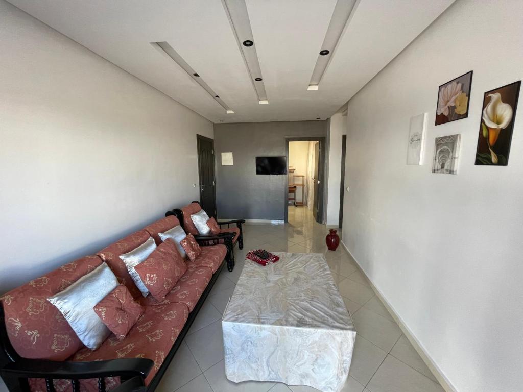 Posezení v ubytování Martil apartment Fadaat Asaada