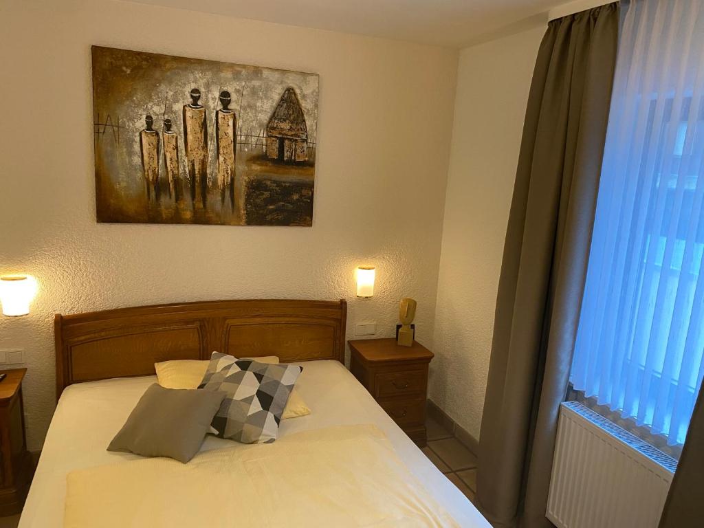 Postel nebo postele na pokoji v ubytování Hotel Zur Linde