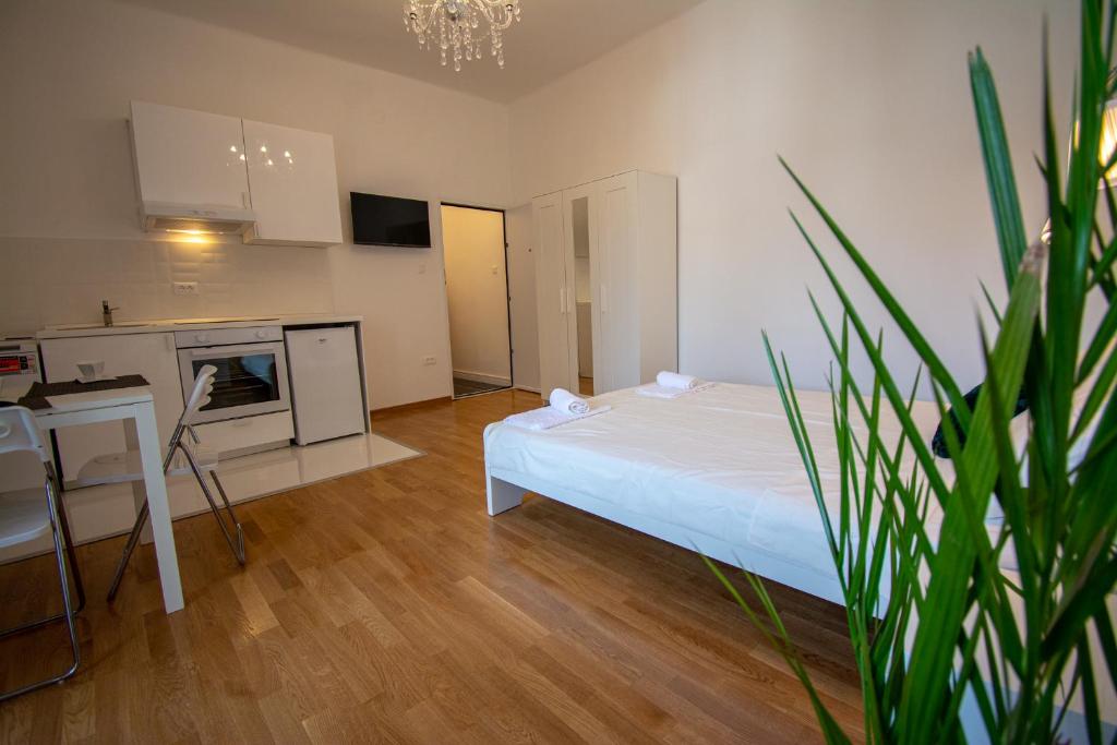 Nhà bếp/bếp nhỏ tại Serene Bulbuder Suite