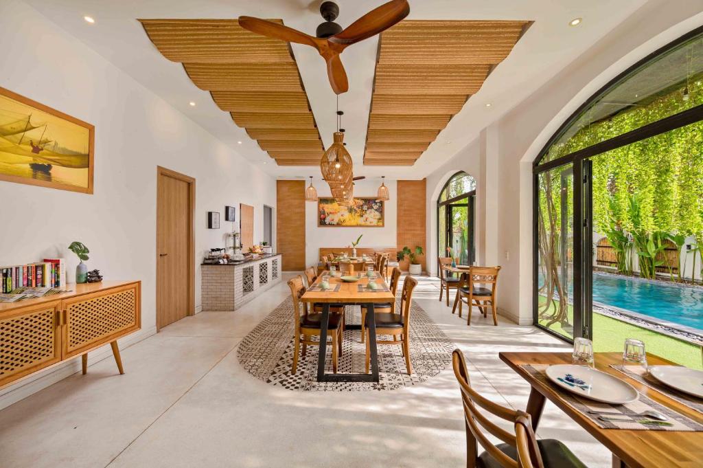 Bazén v ubytování Lime Villa Hoi An nebo v jeho okolí