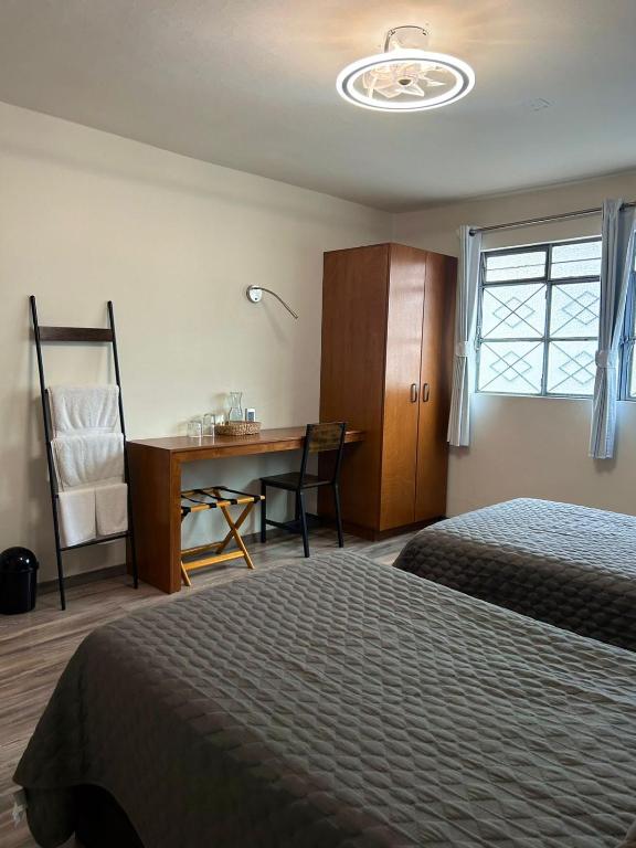 Hostal El salto de Camela