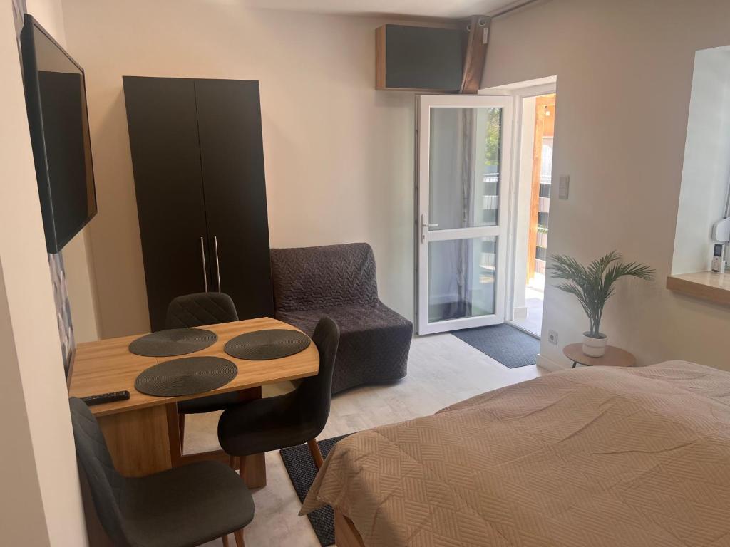 Bujdosó House Apartman 8600 Siófok, Béri Balog Ádám utca 13 kép - 1