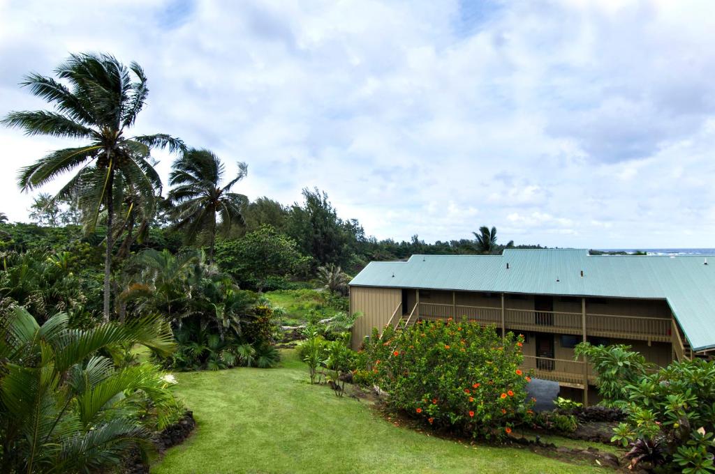 Zahrada ubytování Hana Kai Maui - #106 Kuakahi partial oceanview studio