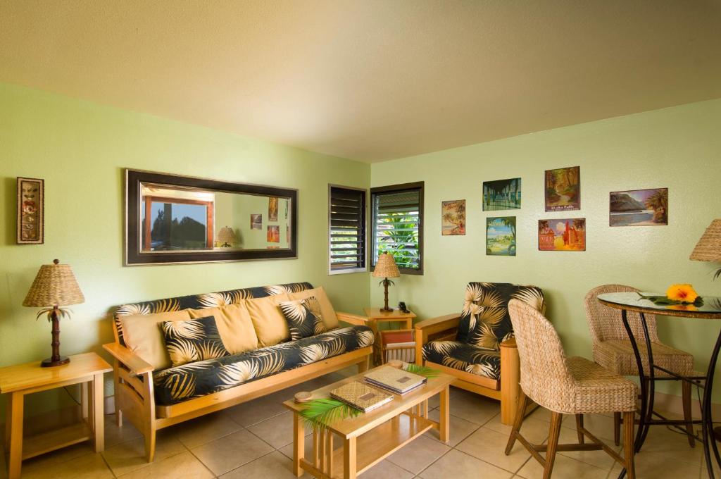 Posezení v ubytování Hana Kai Maui - #107 Kama partial oceanview 1 BR