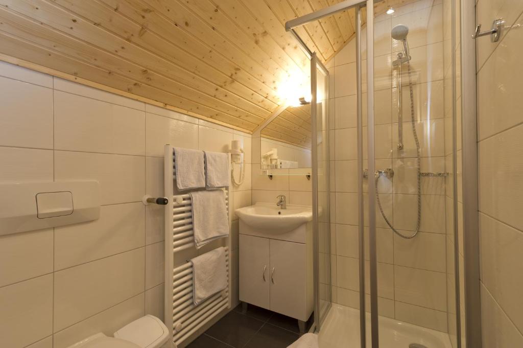 Koupelna v ubytování Eggerhof