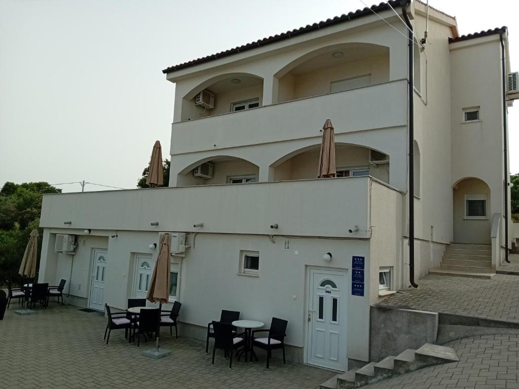 Fotografia z galérie ubytovania Apartmani Milenij v Rabe