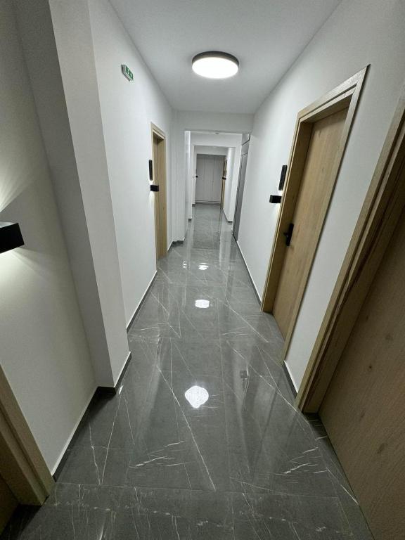 Thess Living Suites - Resim 24