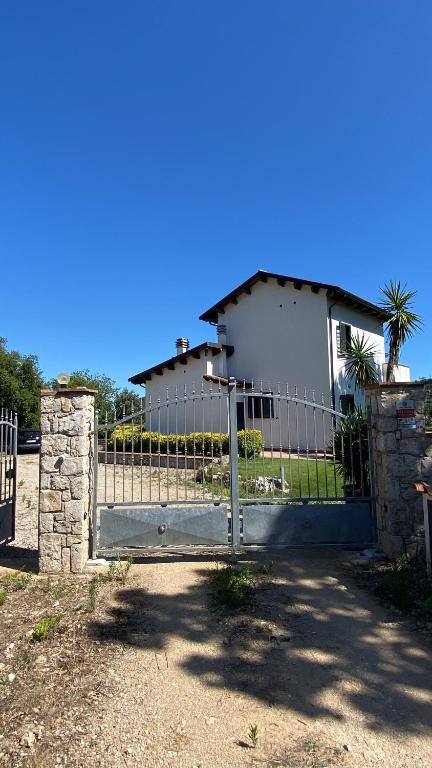 Budova, kde se vila nachází