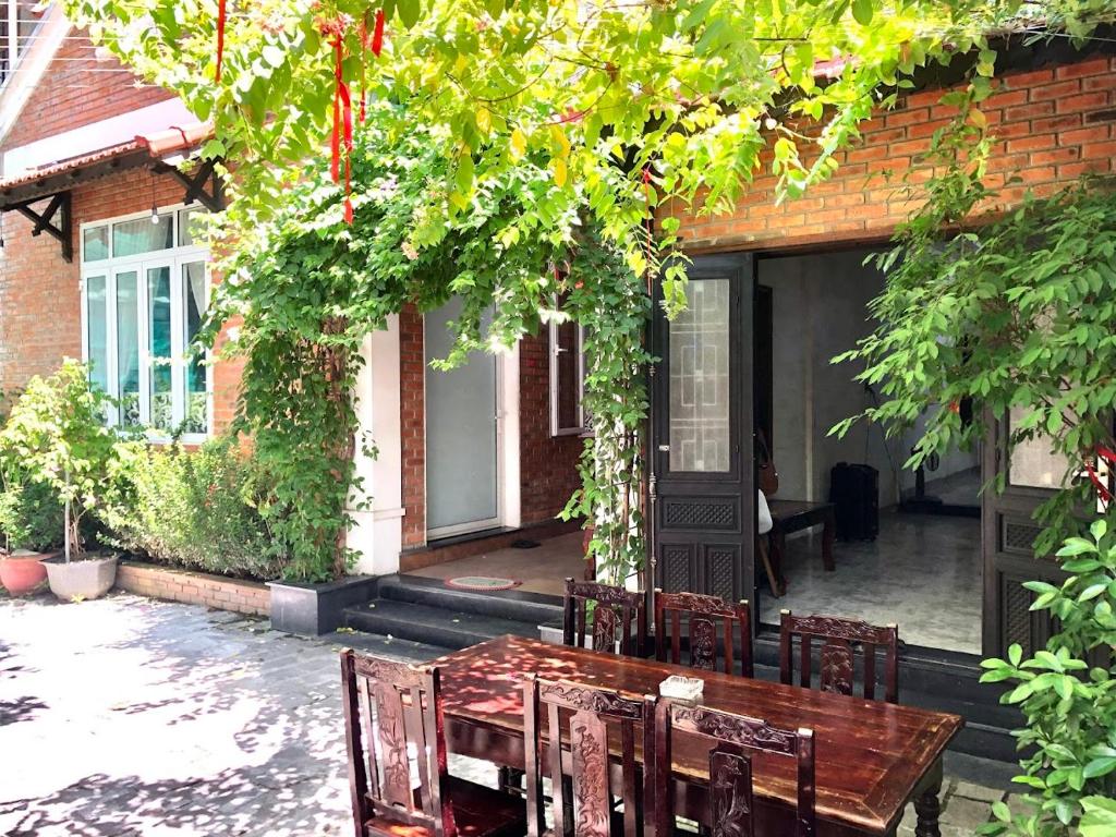 Q' Homestay & Villa Garden - Studio With Terrace