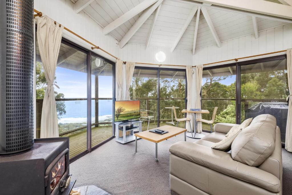 Posezení v ubytování Beacon Point Ocean View Villas
