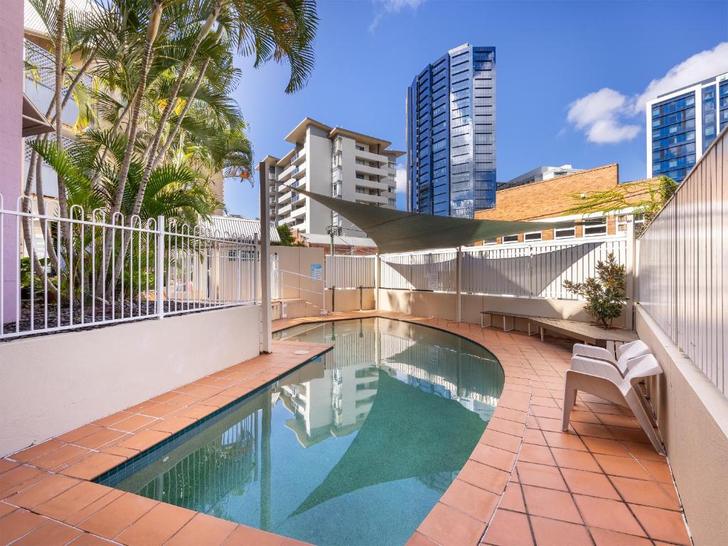 Spring Hill Gardens Apartments - Resim 4