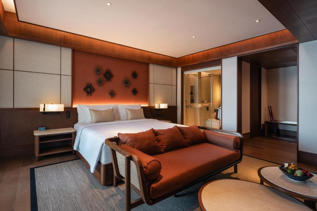 Bali Beach Hotel - 11