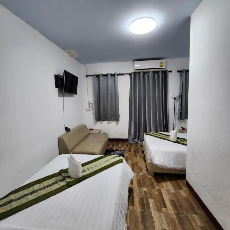 Chiangmai First House & Tour - 9