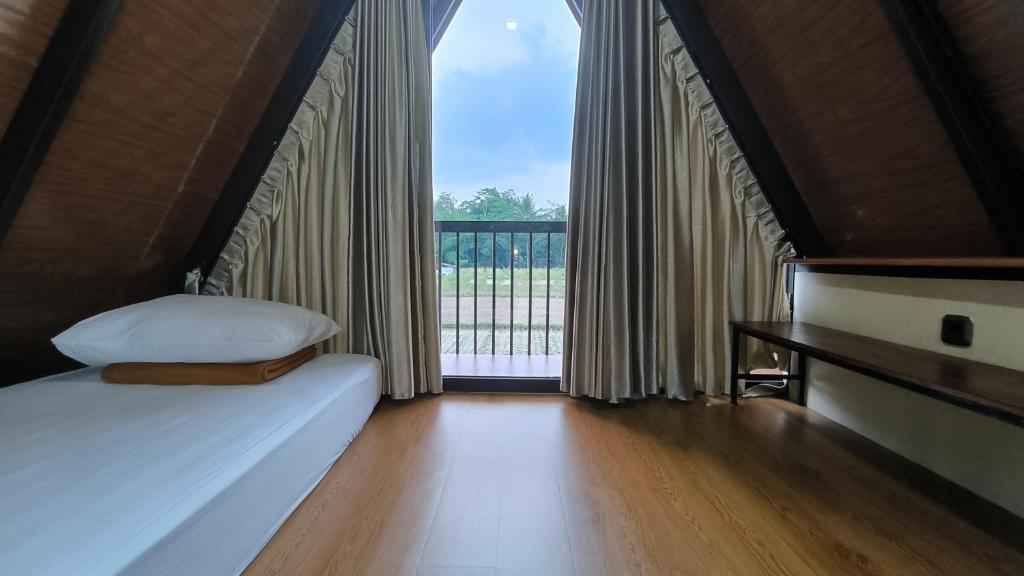 Harmony Magelang Syariah powered by Cocotel - Chambre Familiale De Luxe
