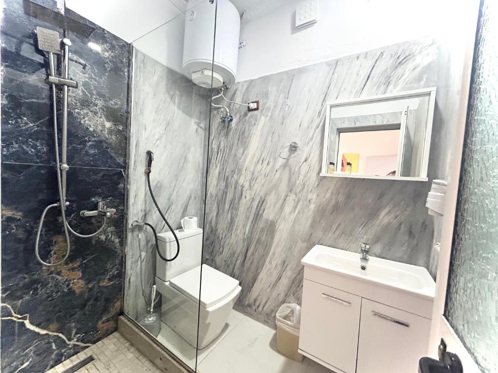Koupelna v ubytování Tirana Square Hotel