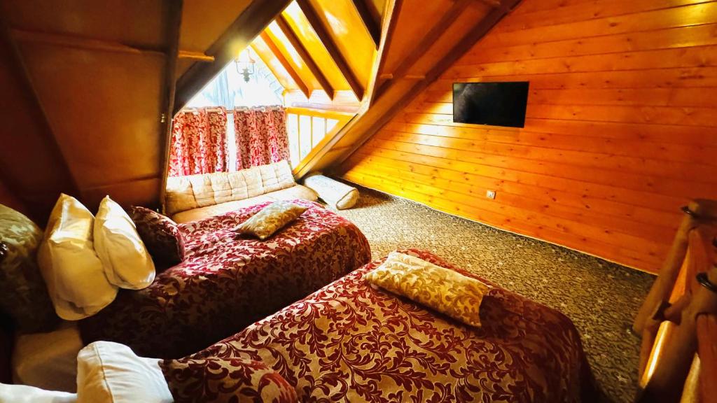 Queenswood Cottage - 14